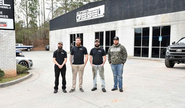 Allatoona Diesel Techs Standing Outside of Shop